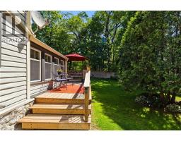 8 TOLHURST Avenue - 41