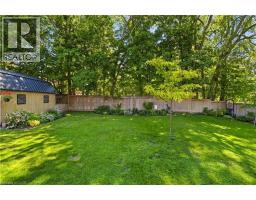 8 TOLHURST Avenue - 42