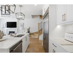 24 WILLOW BANK Common - 14