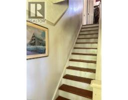 399 NORFOLK Street S - 12