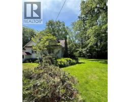 399 NORFOLK Street S - 5
