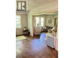 399 NORFOLK Street S - 7
