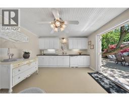 24-26 MAPLE Avenue - 44