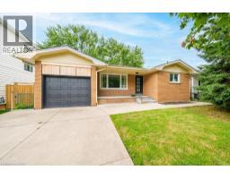 662 MONTEGO Crescent - 2