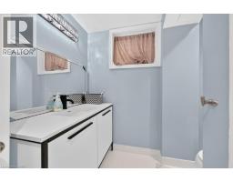662 MONTEGO Crescent - 39