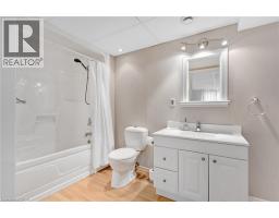 118 CRUMLIN Lane - 34