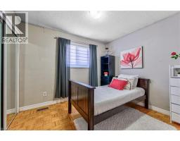 2560 PALISANDER Avenue - 17