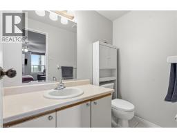 55 GREEN VALLEY Drive UnitNo. 1012 - 22