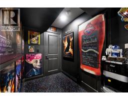 10 AMBER Street - 39
