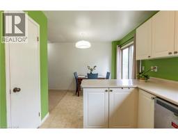 230 BLACKHORNE Drive UnitNo. 24 - 8