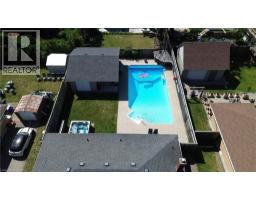 26 WOODHAVEN Road - 30