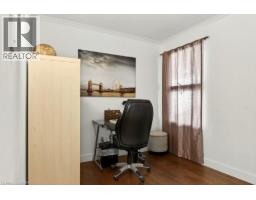 9 MORTON Avenue - 16