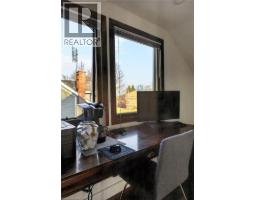 9 MORTON Avenue - 25
