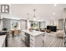 86 CARLYLE Drive - 10