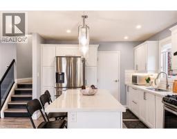 86 CARLYLE Drive - 14