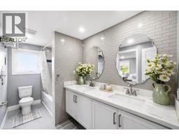 86 CARLYLE Drive - 18