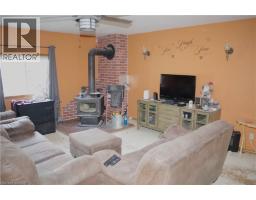 1062 HOWICK Street - 6