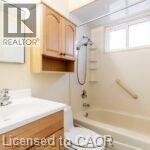 16 GARROW Drive - 12