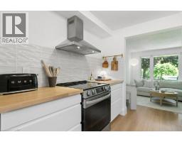 279 SANDOWNE Drive UnitNo. 2 - 11