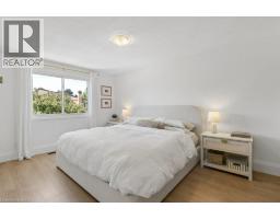 279 SANDOWNE Drive UnitNo. 2 - 27