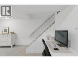 279 SANDOWNE Drive UnitNo. 2 - 36