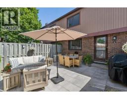 279 SANDOWNE Drive UnitNo. 2 - 38