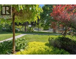 279 SANDOWNE Drive UnitNo. 2 - 4