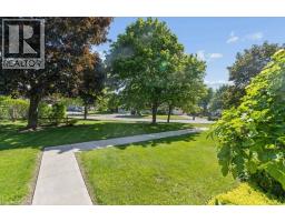 279 SANDOWNE Drive UnitNo. 2 - 5