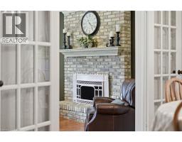 1 MEANDER Close - 13