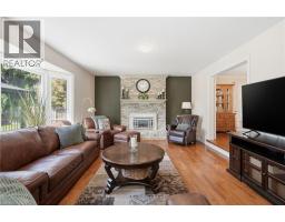 1 MEANDER Close - 15