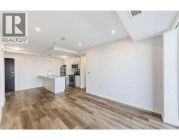 2750 KING Street E UnitNo. 302 - 6