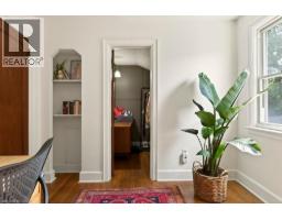 66 EDGEMONT Street S - 34