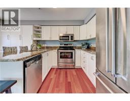 454 HEARTHWOOD Drive - 6
