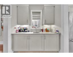 7 SWAMP SPARROW Court - 16