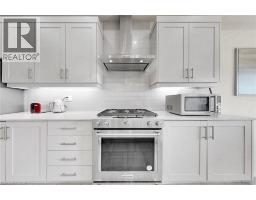 7 SWAMP SPARROW Court - 22