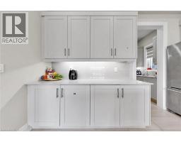 7 SWAMP SPARROW Court - 24