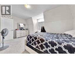 7 SWAMP SPARROW Court - 40