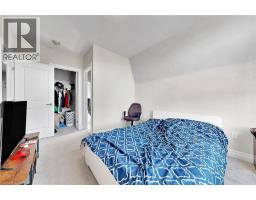 7 SWAMP SPARROW Court - 42