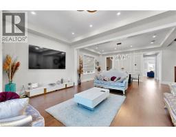 7 SWAMP SPARROW Court - 7
