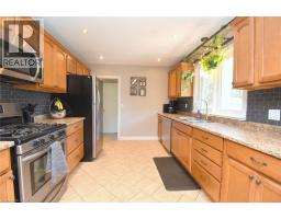 16 PARKVIEW Road - 13