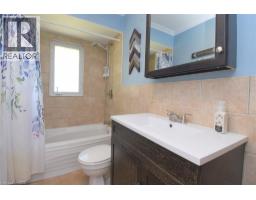 16 PARKVIEW Road - 18