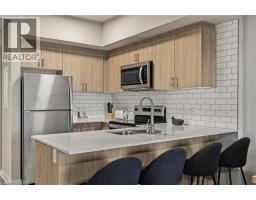16 MARKLE Crescent UnitNo. 413 - 3