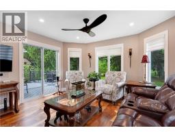 109 GLENARIFF Drive - 11