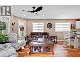 109 GLENARIFF Drive - 14