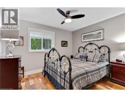109 GLENARIFF Drive - 24