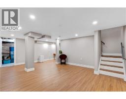 109 GLENARIFF Drive - 29