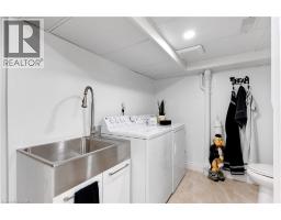 109 GLENARIFF Drive - 35