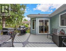 109 GLENARIFF Drive - 44