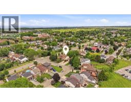 3 TWINOAKS Crescent - 21