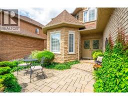 26 SHADETREE Crescent - 2